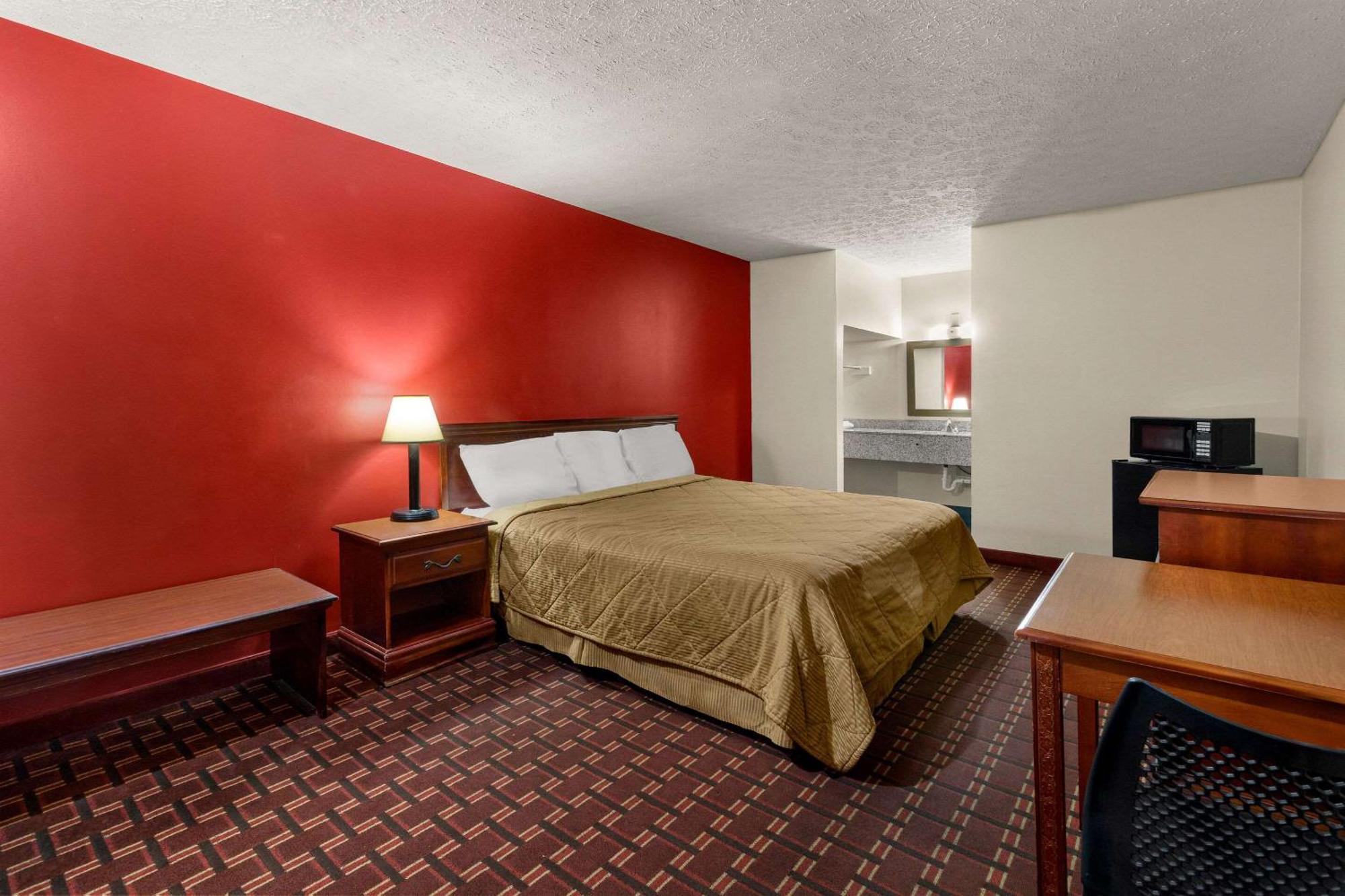 Rodeway Inn Dickson Bagian luar foto