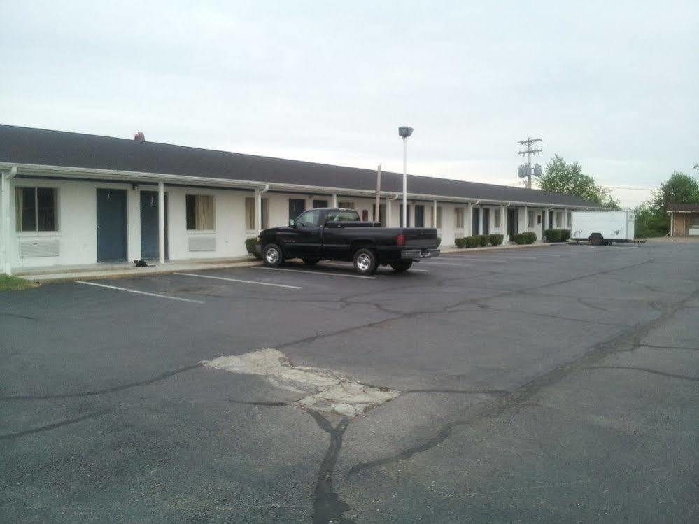 Rodeway Inn Dickson Bagian luar foto